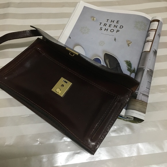 100% Genuine Leather Vintage Wristlet. - Picture 2 of 6